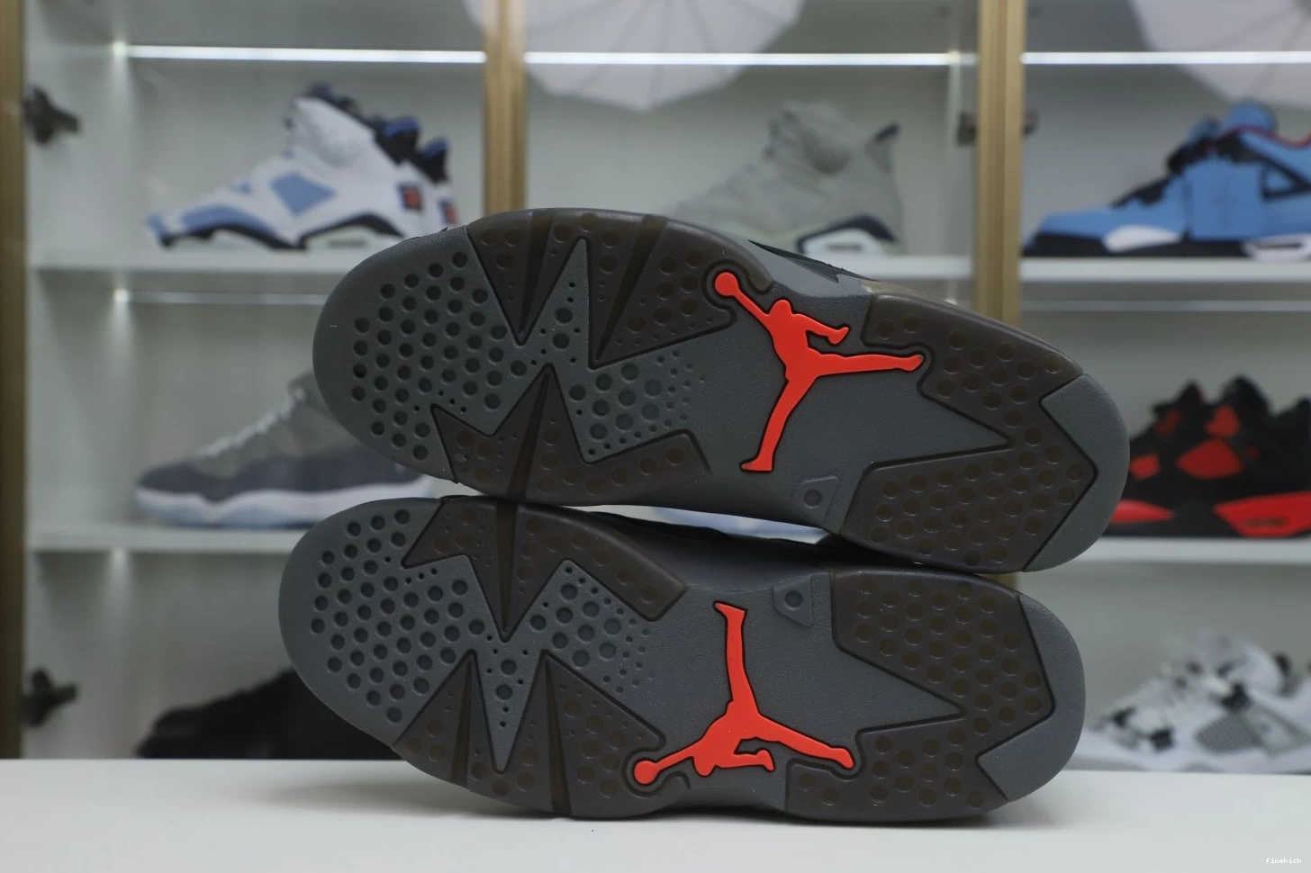 X AIR SAINT-GERMAIN PARIS 6 RETRO GREY' 'IRON JORDAN 1026